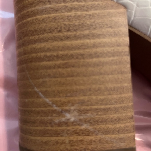 Pink Lily Cream Croc-Embossed Ankle Booties - Picture 3 of 5